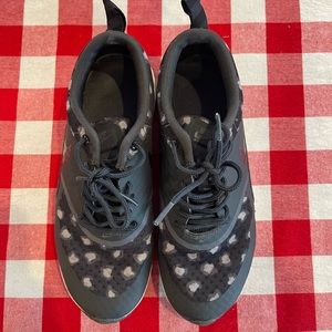 Women’s Nike shoes